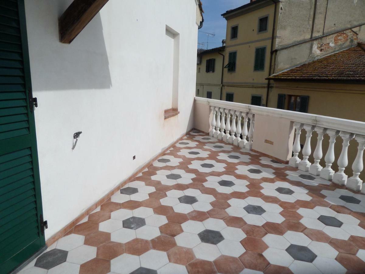 La Terrazza Apartment ปาลายา ภายนอก รูปภาพ